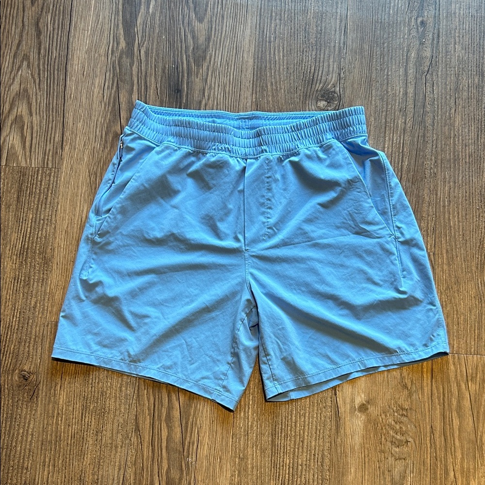 NWOT Lululemon Aero Blue Pace Breaker Short 7” Linerless